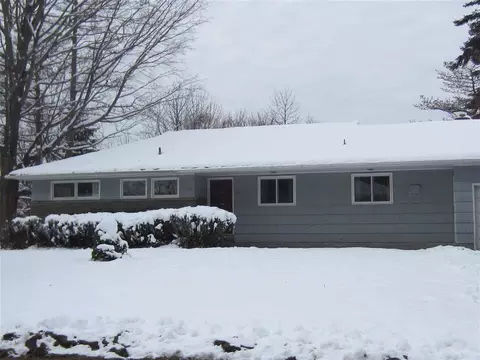 19 Sunset Dr, Delmar, NY 12054 photo 1