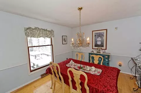 35 Algonquin Rd, Clifton Park, NY 12065 photo 6