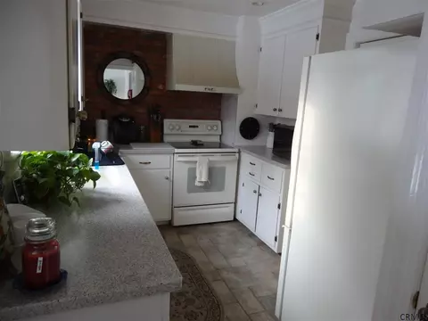1055 Nott St, Schenectady, NY 12308 photo 7
