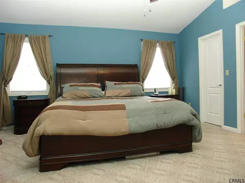 30 Mapleridge Ave, Clifton Park, NY 12065 photo 16