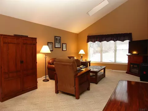 30 Mapleridge Ave, Clifton Park, NY 12065 photo 15