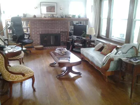 1046 Morningside Ave, Schenectady, NY 12309 photo 2