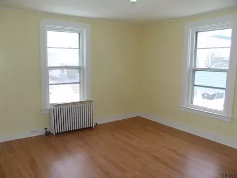1039 Keyes Ave, Schenectady, NY 12309 photo 9