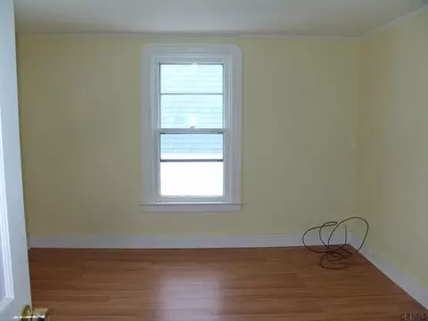 1039 Keyes Ave, Schenectady, NY 12309 photo 8