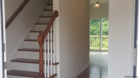 36 Googas Rd, Slingerlands, NY 12159 photo 6