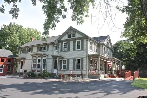 797 Route 9w, Glenmont, NY 12077 photo 2