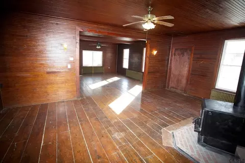64 Halter Rd, Glenmont, NY 12077 photo 4