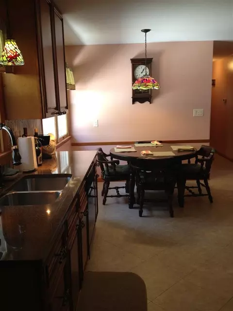 24 Wallace Dr, Delmar, NY 12054 photo 8