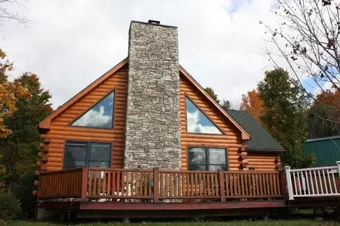 200 Colfax Rd, Cambridge, NY 12816 photo 3