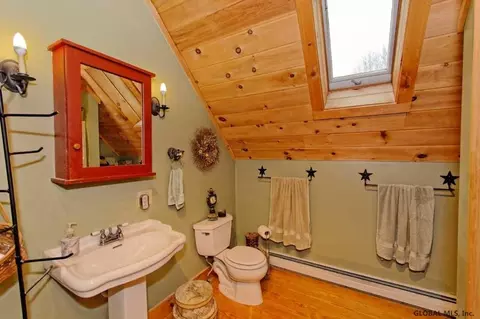 200 Colfax Rd, Cambridge, NY 12816 photo 20