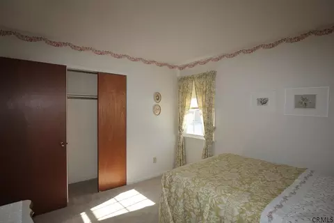 78 Ormond St, Albany, NY 12203 photo 9