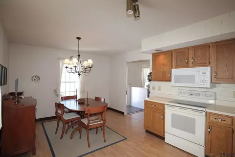 78 Ormond St, Albany, NY 12203 photo 5