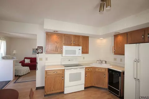 78 Ormond St, Albany, NY 12203 photo 7
