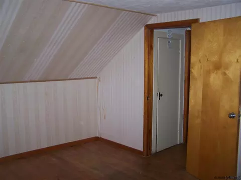 3 Walnut St, Corinth, NY 12822 photo 11
