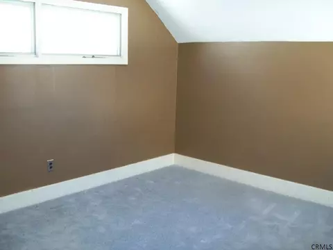 181 E State St, Gloversville, NY 12078 photo 9