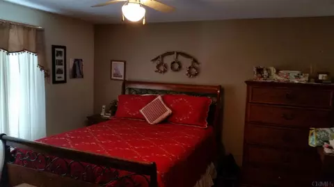 116 Della Valle Dr, Amsterdam, NY 12010 photo 9