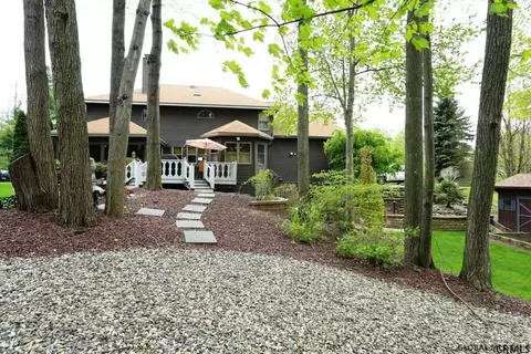 39 Mohawk Trl, Slingerlands, NY 12159 photo 23