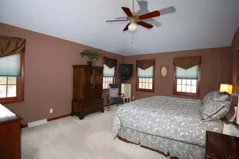 39 Mohawk Trl, Slingerlands, NY 12159 photo 13