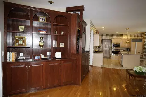 39 Mohawk Trl, Slingerlands, NY 12159 photo 10