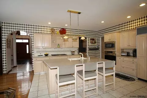 39 Mohawk Trl, Slingerlands, NY 12159 photo 6