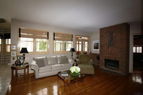 39 Mohawk Trl, Slingerlands, NY 12159 photo 9
