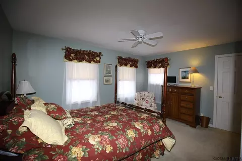 39 Mohawk Trl, Slingerlands, NY 12159 photo 17