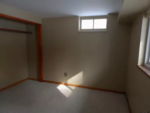868 Midline Rd, Amsterdam, NY 12010 photo 14
