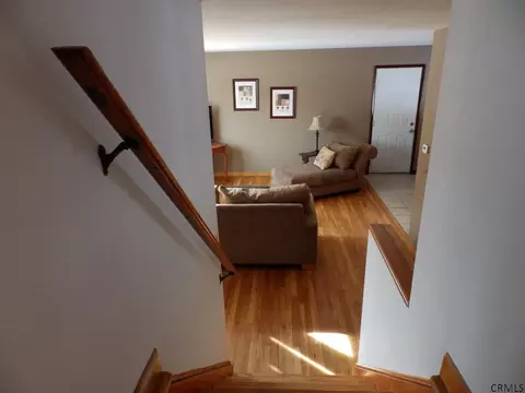 868 Midline Rd, Amsterdam, NY 12010 photo 5