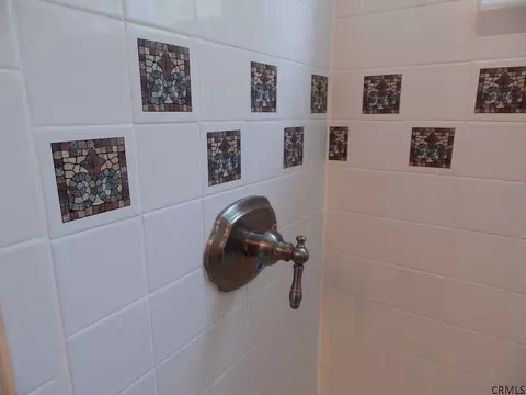 868 Midline Rd, Amsterdam, NY 12010 photo 9