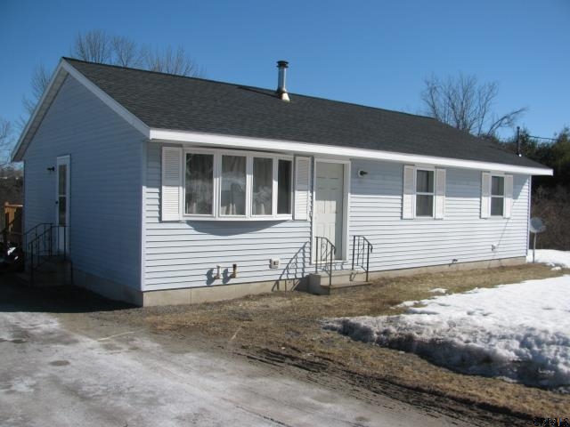 109 Webb Rd, Johnstown, NY 12095 photo 1