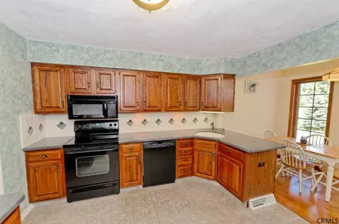 194 Murray Ave, Delmar, NY 12054 photo 7