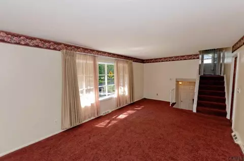 194 Murray Ave, Delmar, NY 12054 photo 4