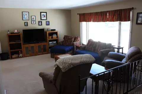 151 Della Valle Dr, Amsterdam, NY 12010 photo 10