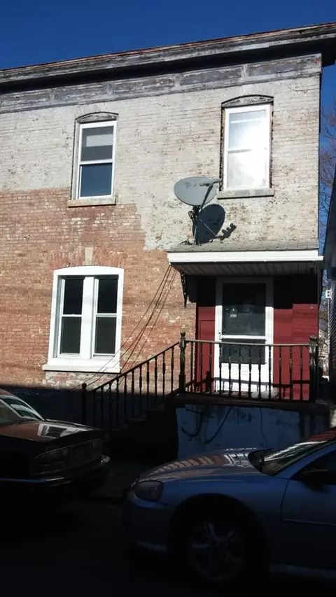 9 John St, Schenectady, NY 12305 photo 1