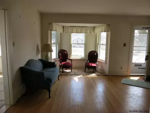 115 Collins St, Scotia, NY 12302 photo 4
