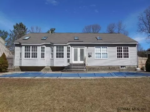27 Commons Blvd, Clifton Park, NY 12065 photo 14