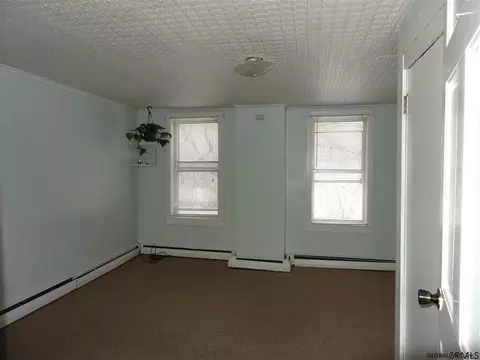 237 Front St, Schenectady, NY 12305 photo 2