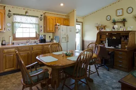 76 Morgans Ln, Fort Ann, NY 12827 photo 3