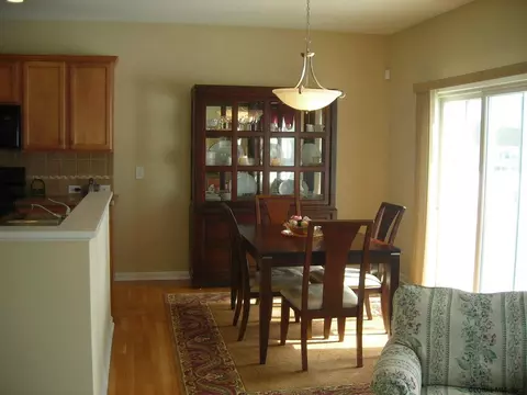 27 Covington Dr, Mechanicville, NY 12118 photo 7