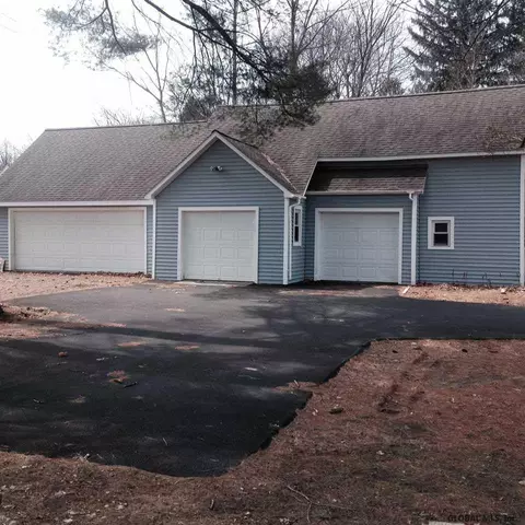 6 Herber Ave, Delmar, NY 12054 photo 2