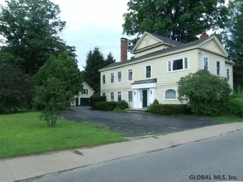 11 Maple St, Broadalbin, NY 12025 photo 1