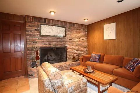 21 Carstead Dr, Slingerlands, NY 12159 photo 12