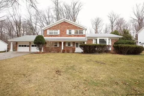 21 Carstead Dr, Slingerlands, NY 12159 photo 1