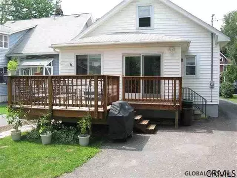 844 Decamp Ave, Schenectady, NY 12309 photo 2