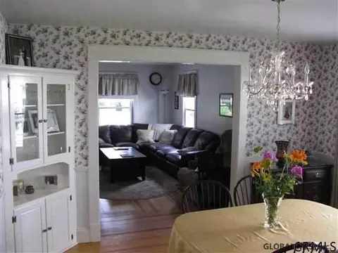 844 Decamp Ave, Schenectady, NY 12309 photo 6