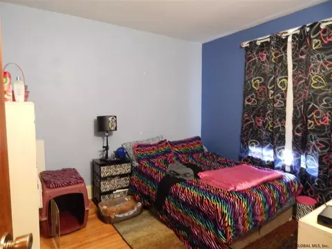 844 Decamp Ave, Schenectady, NY 12309 photo 8