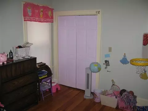 844 Decamp Ave, Schenectady, NY 12309 photo 10