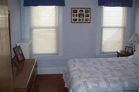 321 Twelfth St, Schenectady, NY 12306 photo 10