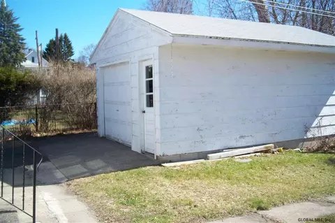 321 Twelfth St, Schenectady, NY 12306 photo 23