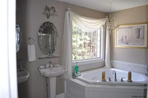 12 Bennington, Saratoga Springs, NY 12866 photo 14